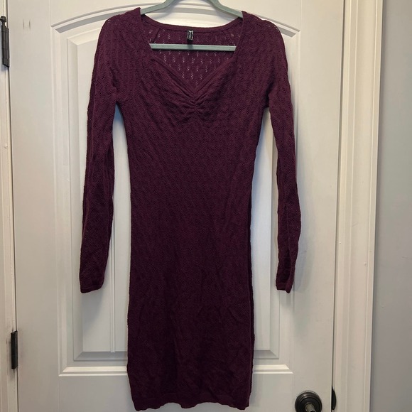 Free People Dresses & Skirts - Free People Women’s Long Sleeve V-Neck Pullover Soft Sweater Dress Size M Purple